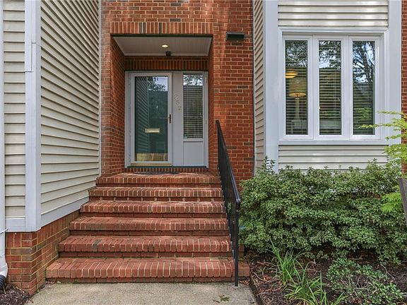 3rd image of 352 Westover Ave