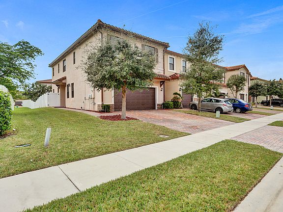 3rd image of 4616 NW 59th St #1