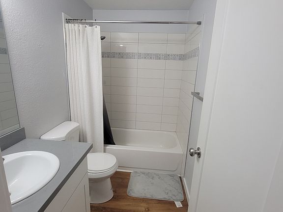 3rd image of 12113 114th Avenue Ct E APT 3