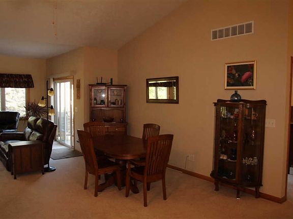 3rd image of 1425 Dry Creek Bnd
