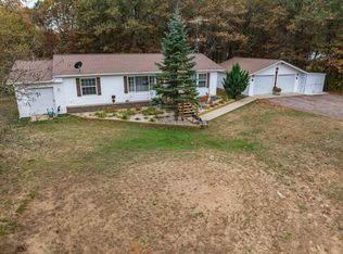 W5177 Buckeye Dr, Necedah, WI 54646