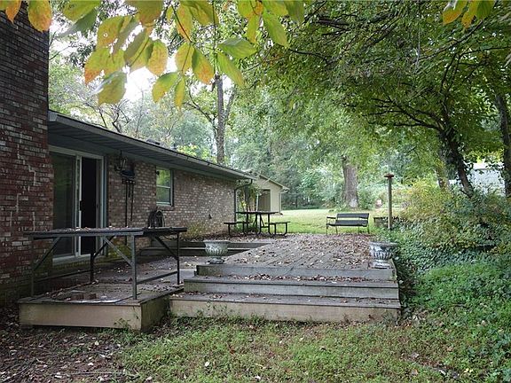 2nd image of 2403 Berryhill Pl