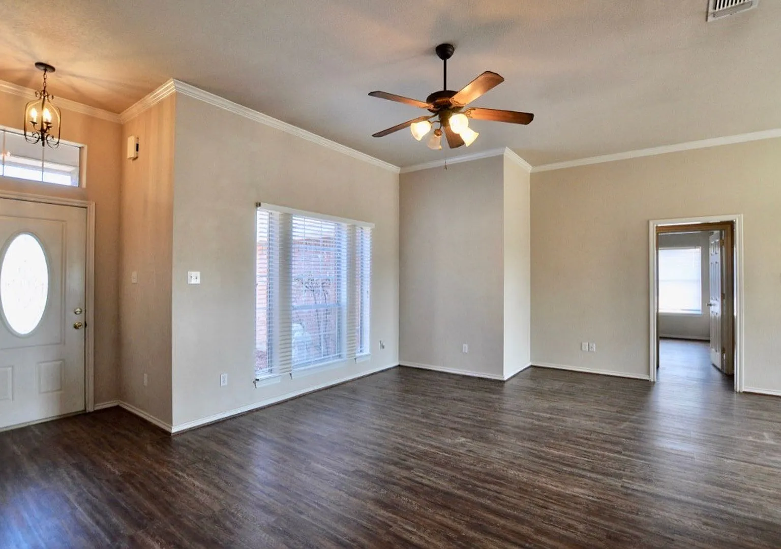 For Lease! Nice 3 Br 2 Ba 2 Car Garage Brick Home In Chimney Rock Estates - Great Location! Quiet... — Photo 3