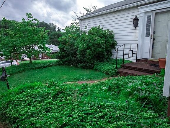 2nd image of 829 Cribbs St