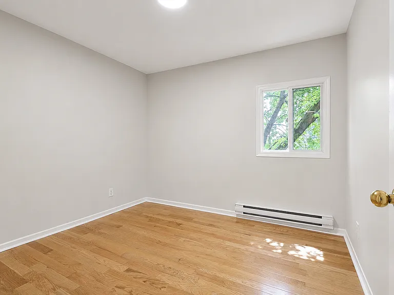 1350 Winding Trl — Photo 44