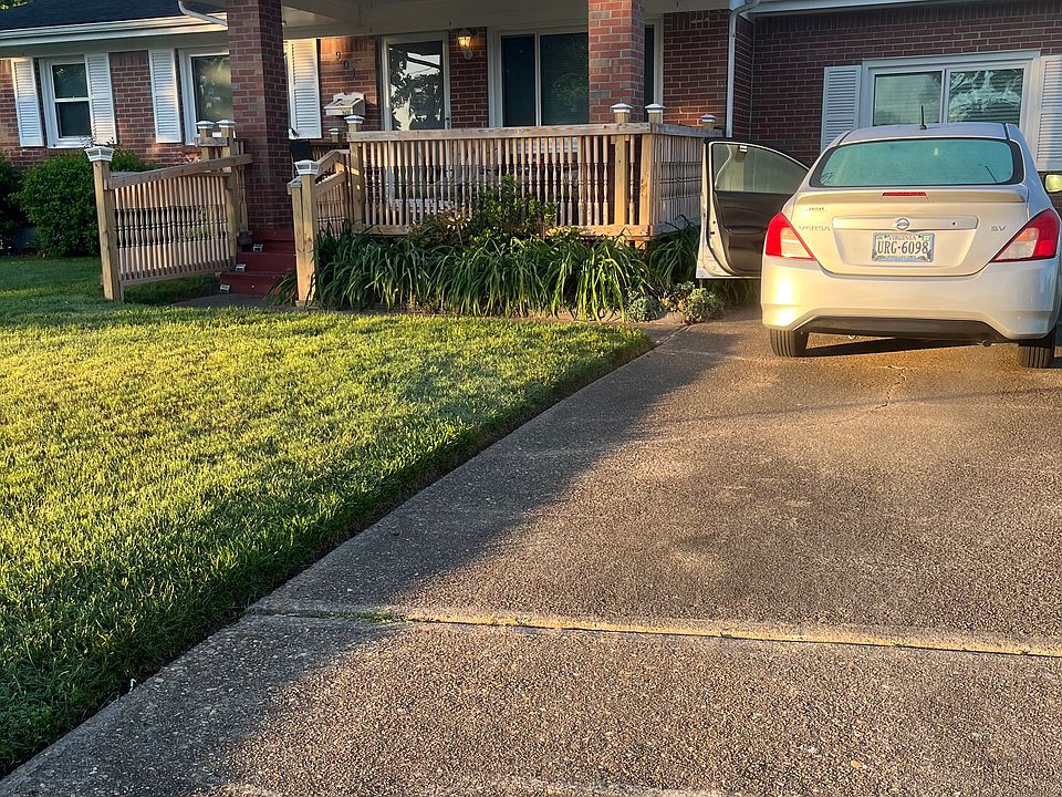 1st image of 901 Robinson Rd