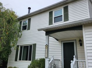1171 Laural Ln, Malta, NY 12020