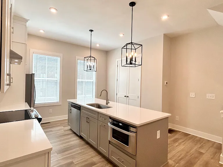195 Chestnut Cir — Photo 6