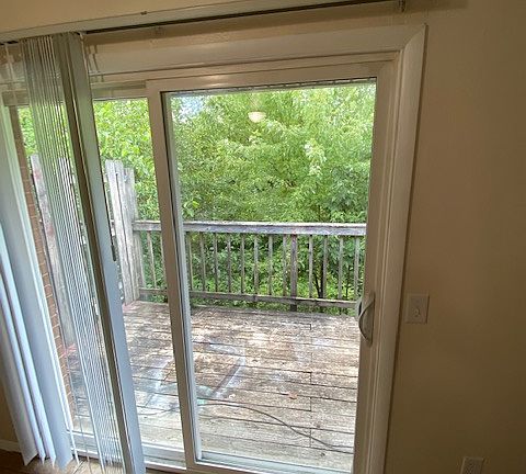 5th image of 945 N 11th St APT 5