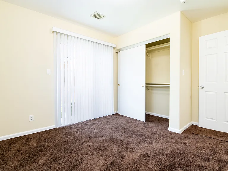 940 S Montebello Blvd #A — Photo 11