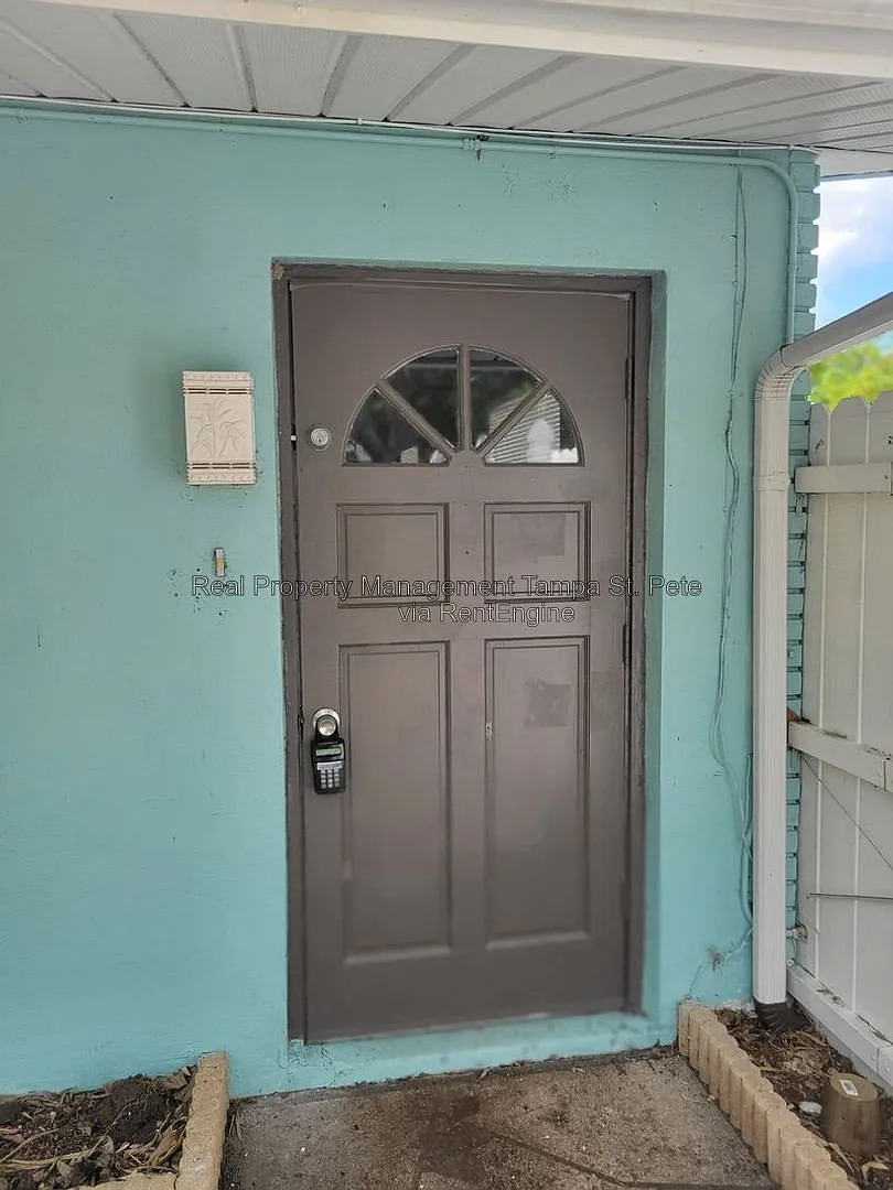 1 bed, 1.0 bath, 700 sqft, $1,295 — Photo 4
