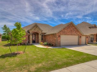 2108 Pine Creek Ave, Yukon, OK 73099