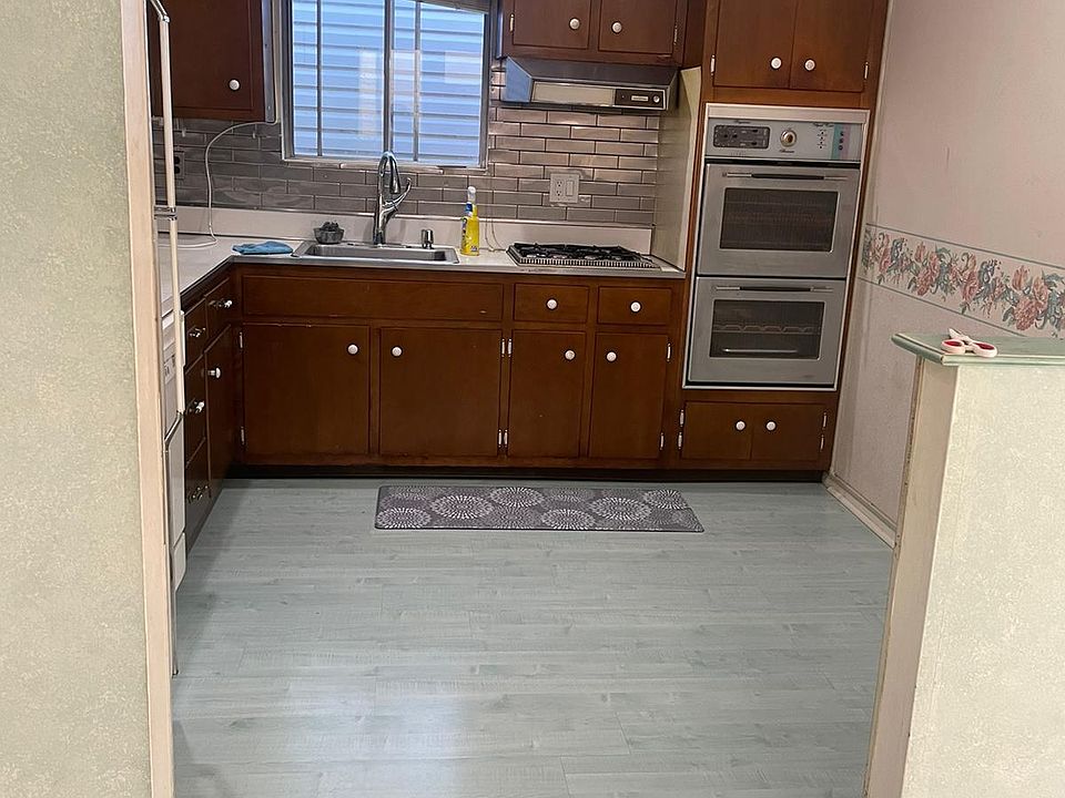 1st image of 438 Liberty Ave Floor 2