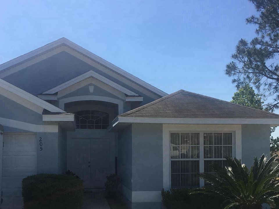 2nd image of 205 Woodlark Dr