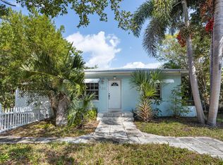 3205 Leigh Rd, Pompano Beach, FL 33062