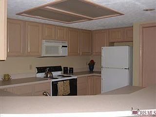4th image of 634 Meredith Ln
