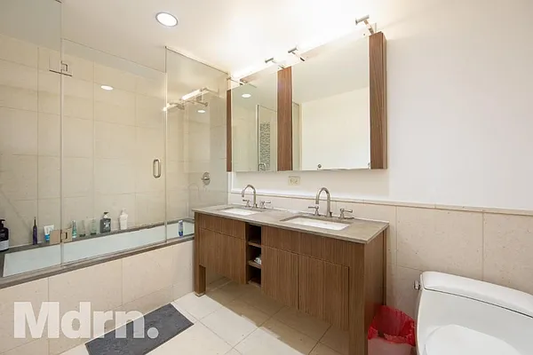 Rented by Living New York | media 21