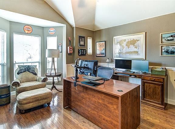4th image of 6216 Lakecrest Dr