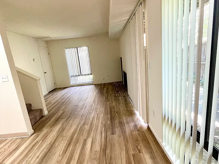 641 G St #D — Photo 6
