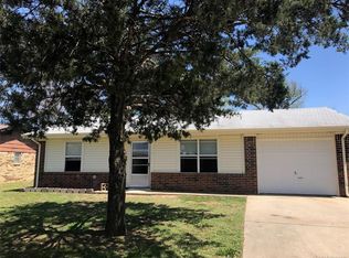 914 N Quail Ridge Rd, Ada, OK 74820