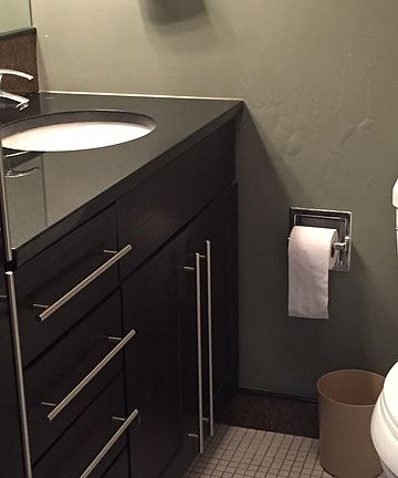 5th image of 88 W Schiller St APT 1805L