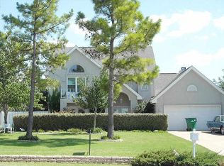 4 NW Stonebrook Dr, Lawton, OK 73505