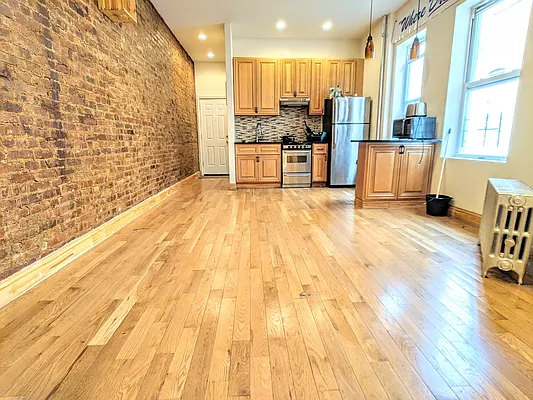 Rented by Citified Realty Group LLC | media 2