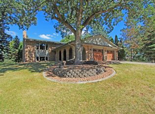 7203 Topview Rd, Eden Prairie, MN 55346