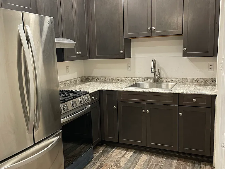 Gorgeous New Kitchen, tons of cupboard space. New Stainless Steel appliances.
