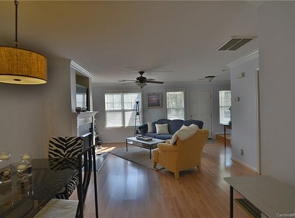 4th image of 16915 Bridgeton Ln