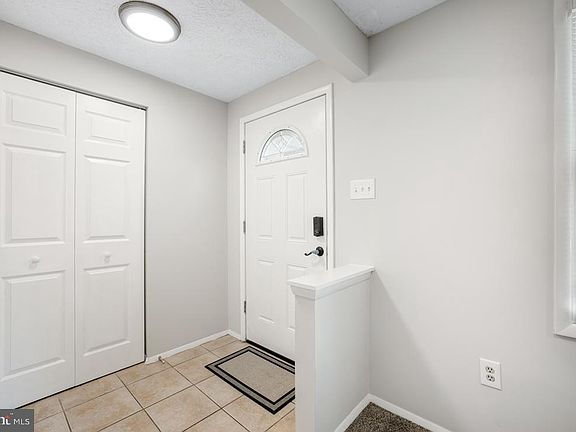 3rd image of 7800 Fairborn Ct