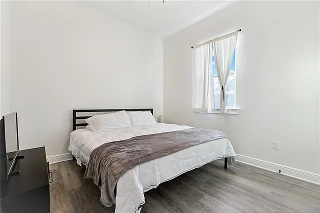1239 Center St — Photo 16