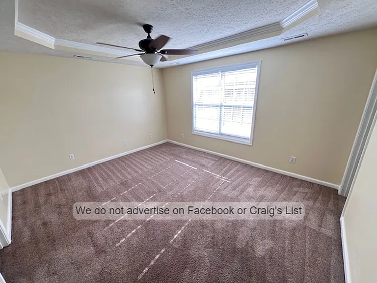 1745 Cherry Point Dr — Photo 11