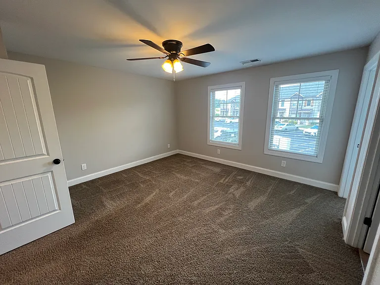 Mallard Ln — Photo 19