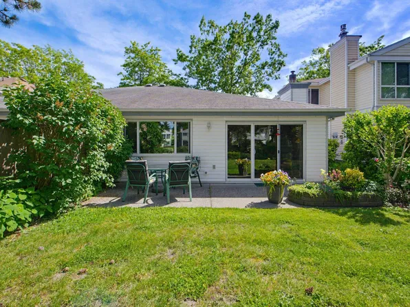 12263 92nd Ave, Surrey, BC V3V 1G3