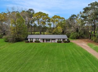 986 Airport Rd, Magee, MS 39111