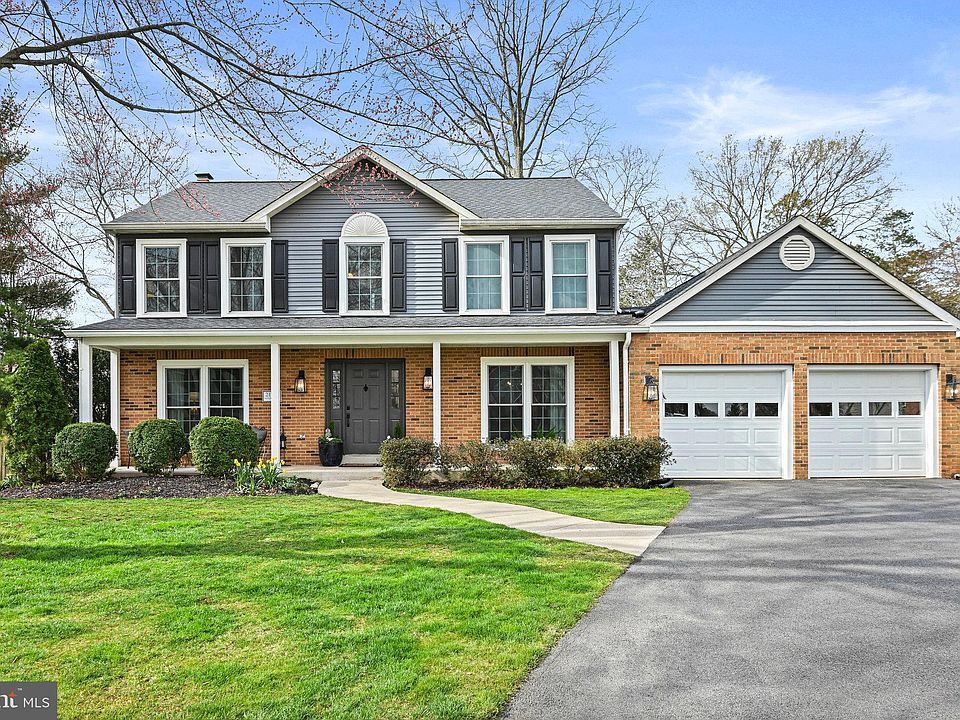 1st image of 21761 Rolling Woods Pl