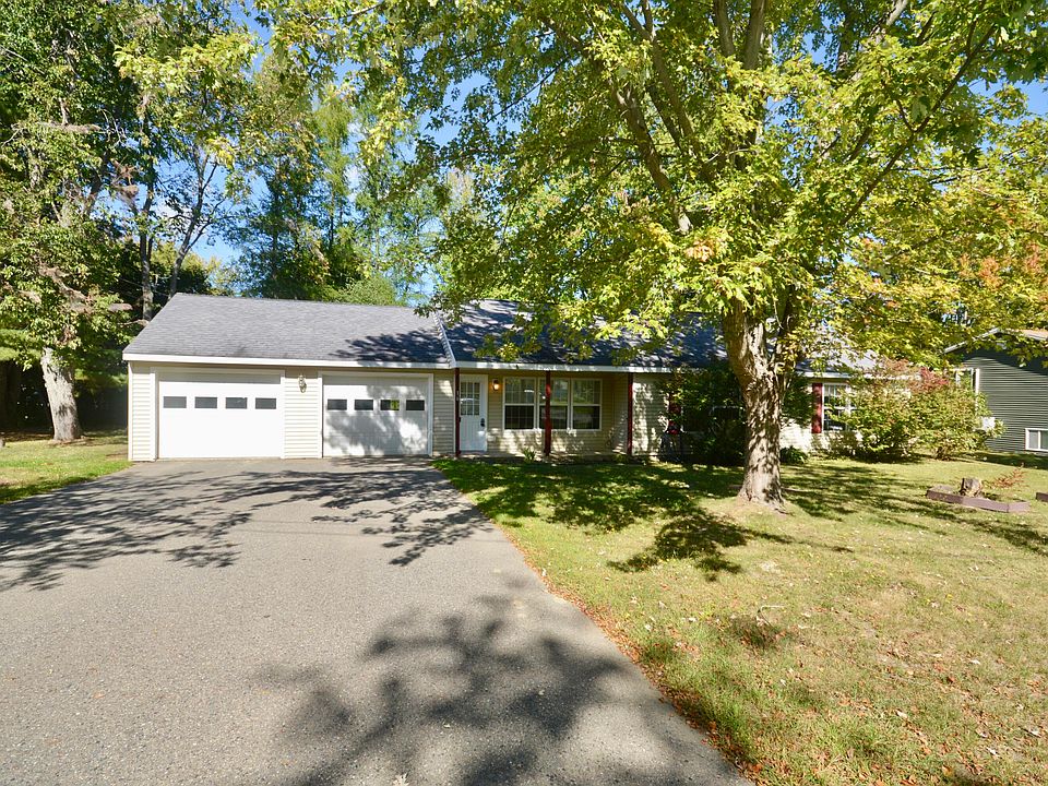 1st image of 16 Oak Street