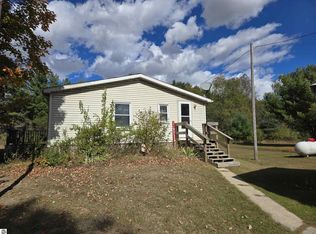 10800 N Douglas Rd, Riverdale, MI 48877