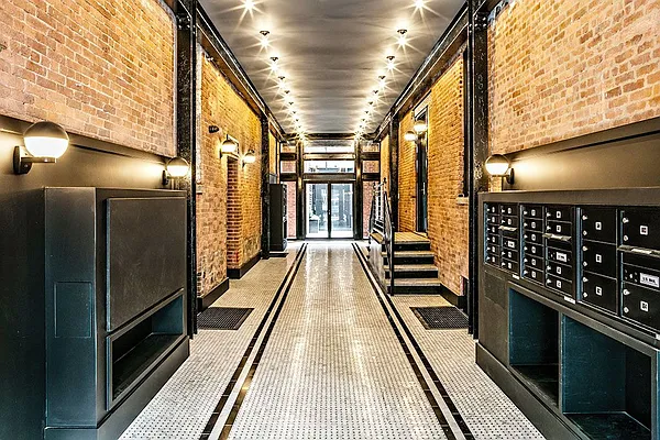 Rented by MNS | media 17