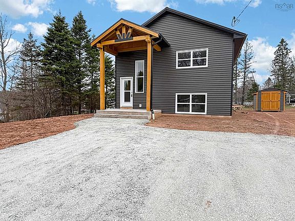 4th image of 1770 Truro Rd
