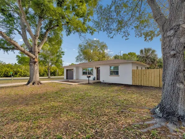 7691 14th St N, Saint Petersburg, FL 33702