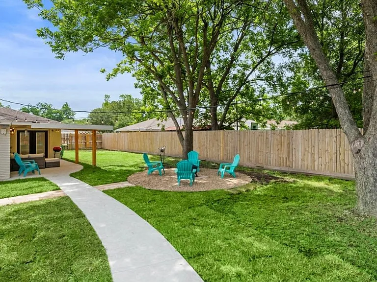 1302 Meadow Lark St — Photo 25
