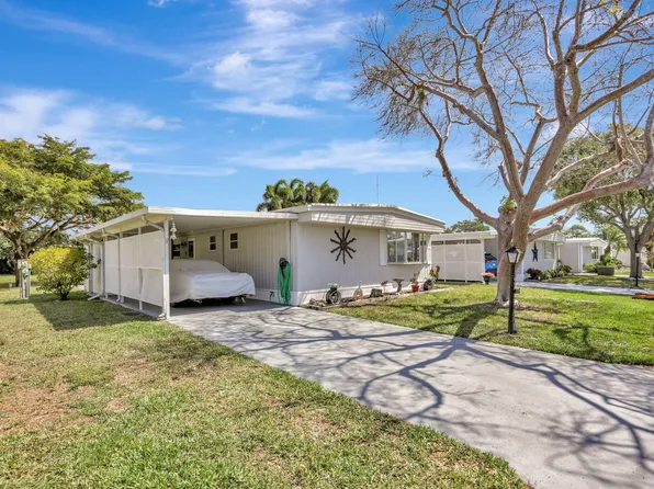 8409 Chisum Trail, Boca Raton, FL 33433