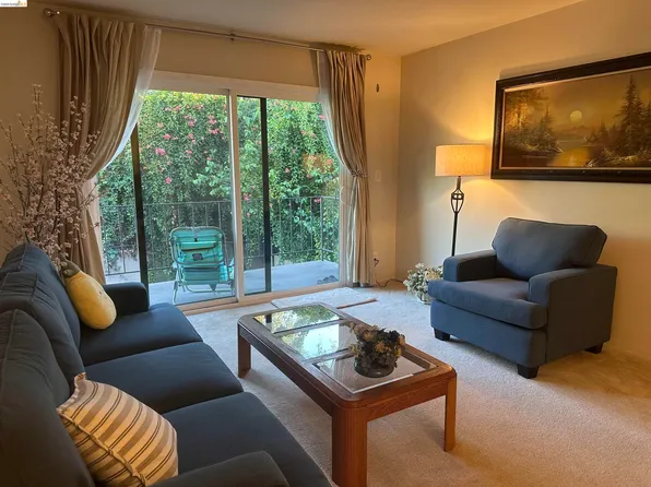 625 El Dorado Ave APT 204, Oakland, CA 94611