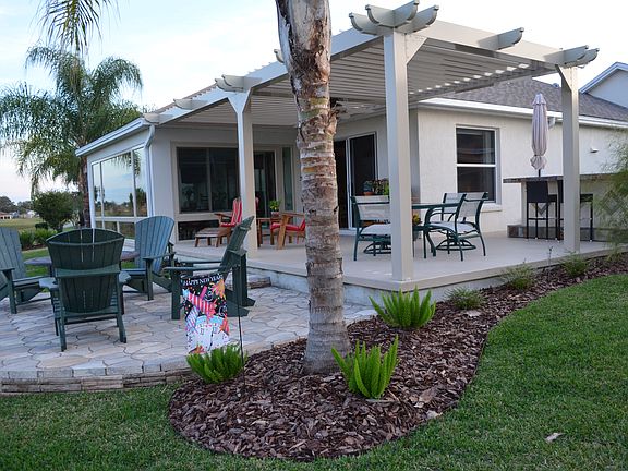 2nd image of 609 Brighton Dr
