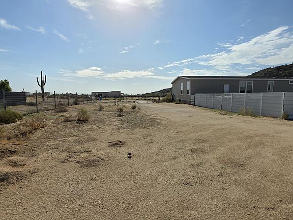 3rd image of 7784 N Augusta Drive