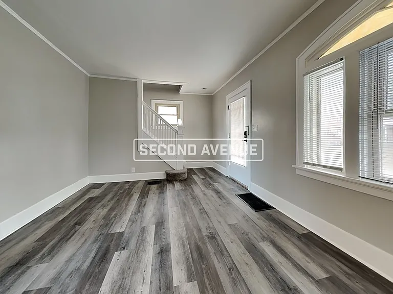 1804 Waltham Ave — Photo 3