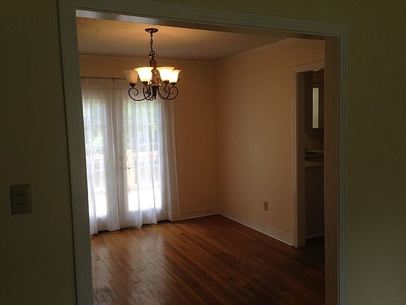 3rd image of 224 Eureka St