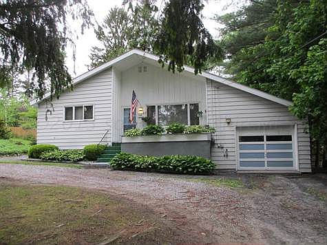 164 Lakeway Drive 001